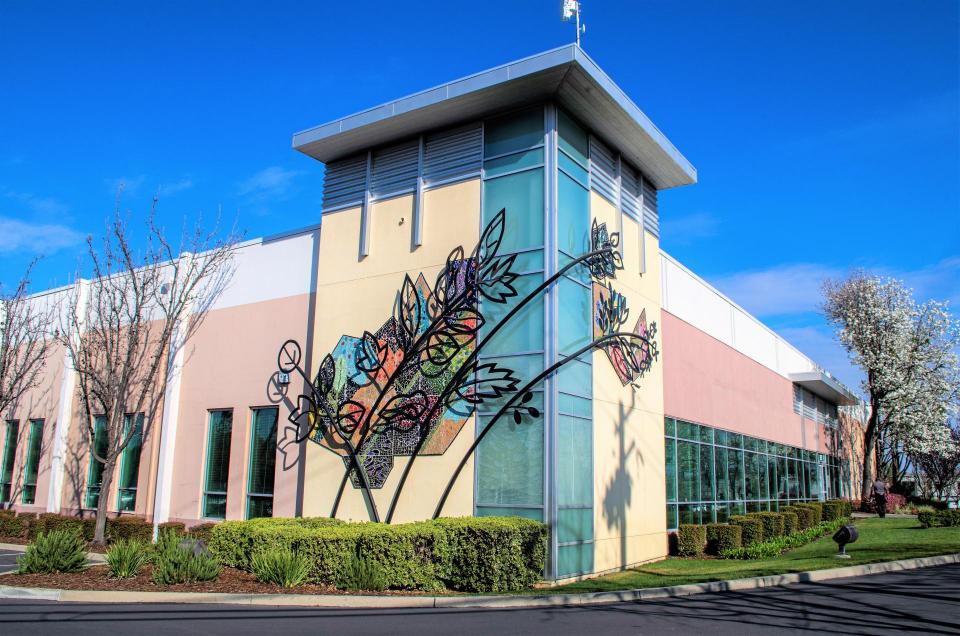 SETA Office, 925 Del Paso Blvd. SETA's office at 925 Del Paso Blvd.